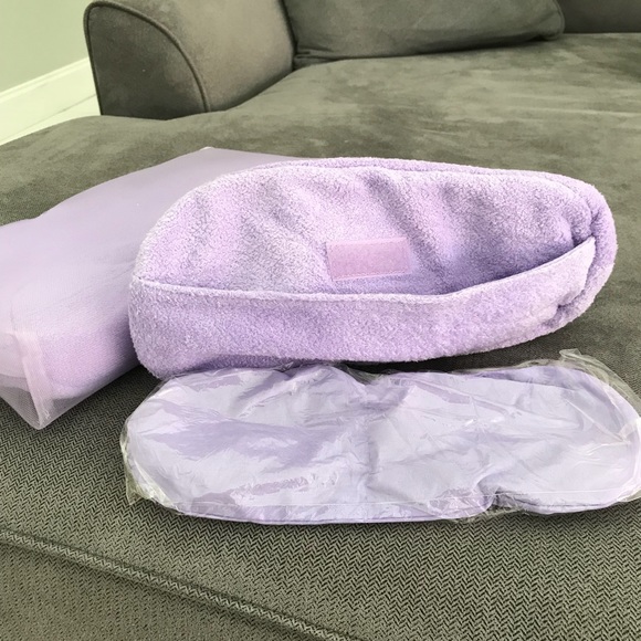 Slippers - Picture 2 of 2